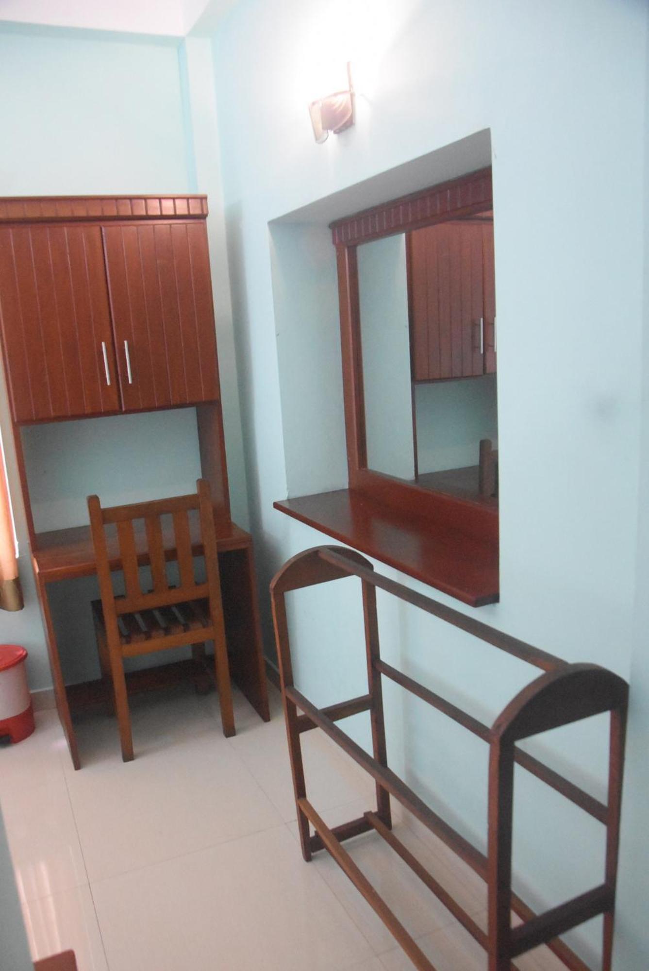 Rathna Gems Halt Hotel Ratnapura Exterior photo