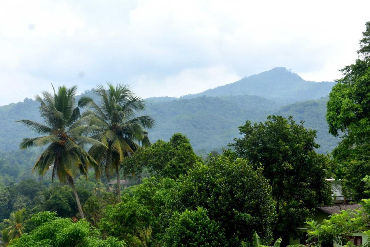 Rathna Gems Halt Hotel Ratnapura Exterior photo